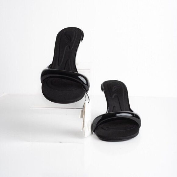 Zara Womens Black Heels Padded Quilted Strap Bloggers Fave US 6 EU 36 NWT - Picture 4 of 8